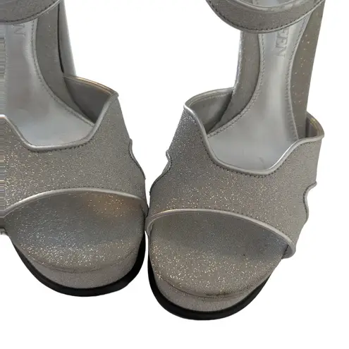 Alexander McQueen Silver Platform Heels Size 8.5 As Seen On Taylor Swift Strappy