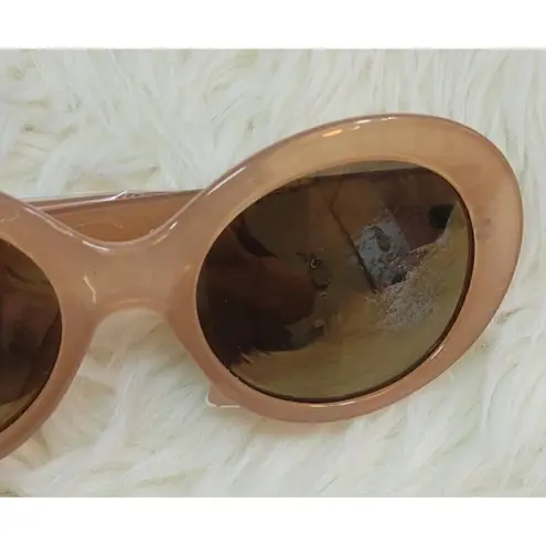 Frye and Co. Women's Oval Sunglasses New *cosmetic tint defect Tan
