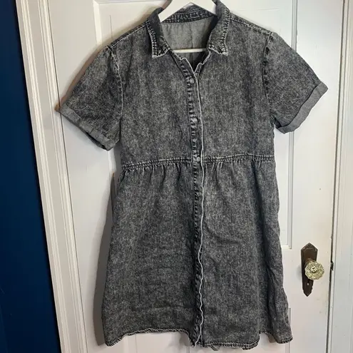 Charcoal Gray Black Acid Wash Button