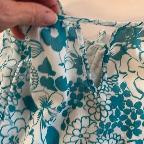 Peck & Peck Lined Tunic with keyhole back and peekaboo sleeves