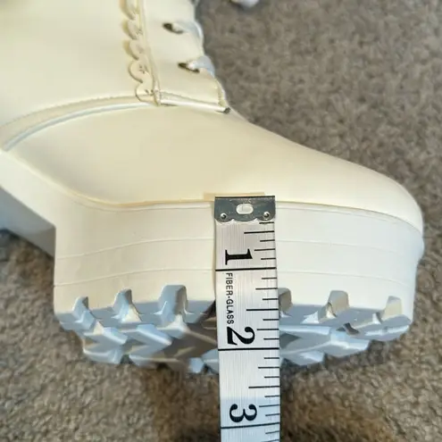 Women’s White Lace Up Chunky Heeled Boots Size 11 (42 EU) NEW