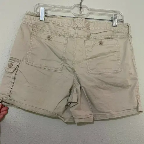 Cabela's Khaki Hiking Casual Cargo Shorts Womens 10 Gorpcore Outdoors Classic