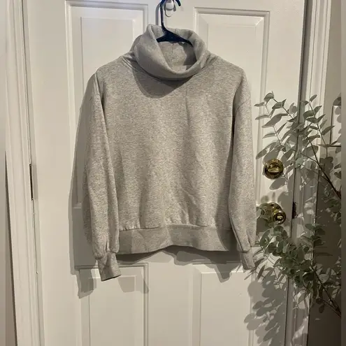 Gap light grey sport sweater with turtleneck feature XS like new!