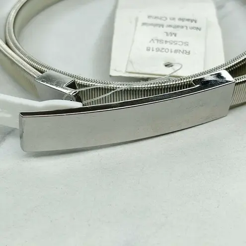 The Bar Silver Tone Coil Stretch Buckle Cinch Belt Size Medium M