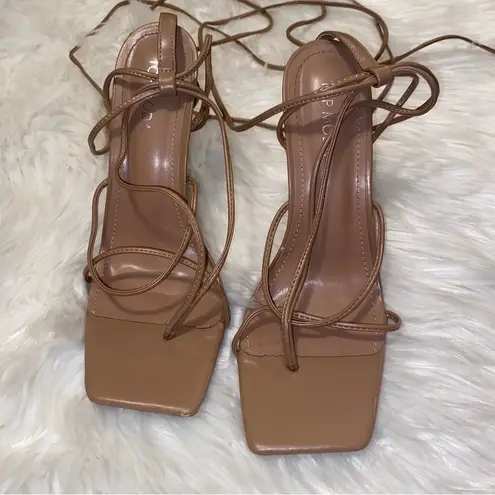 Top Moda CUTE LACE UP HEELS!!