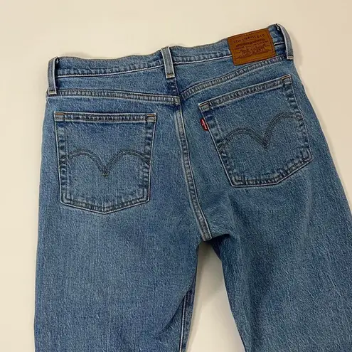 Levi's High waisted wedgie straight  jean