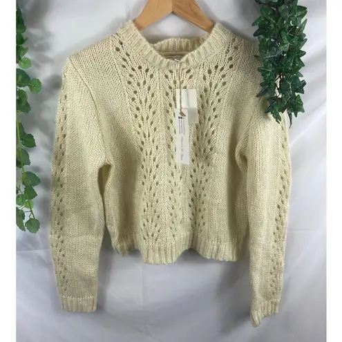 Woven Heart NWT  Cable knit sweater