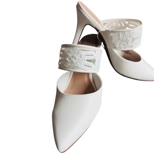 Impo White Heels with Lace Strap 7.5