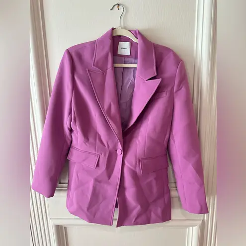 AKNVAS Taylor Single