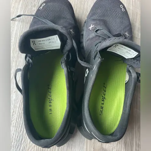 On Running Cloud X 3 Sneakers 9.5 + Superfeet Insole Size D Running Lightweight Black
