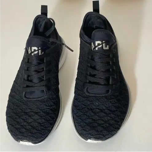 APL Techloom Phantom Black Lace 3D Stretch Propelium® Athletic Shoe in Size 7.5