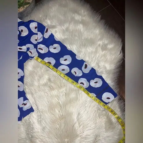 Olivia Palermo Chelsea silk Blue Floral button down blouse sz small