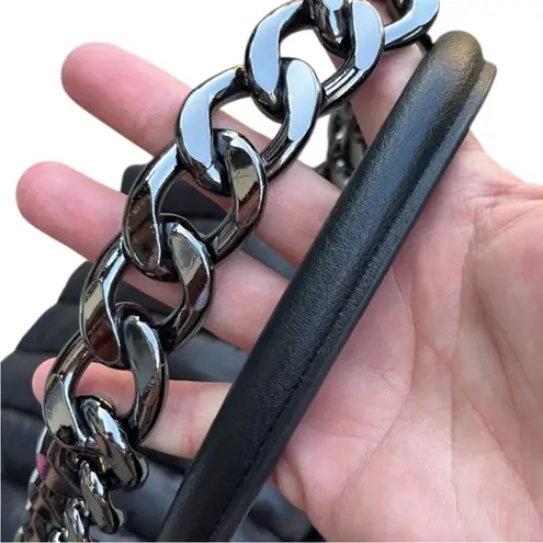 EUC THINK ROYLYN 3 Way Convertible
Puffer Bar Bag Black Rtl. $168.00