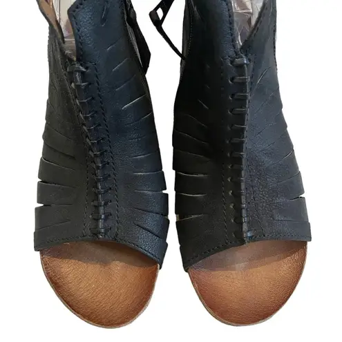 Miz Mooz Maddie Leathr Comfort Sandal Heels