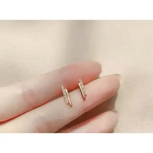 Boutique NEW Womens Gold Plated Sterling Silver Bar Simulated Diamond Stud Earring, 12mm