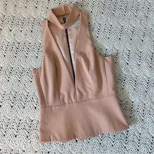 Michelle Mason Deep V Neck Peplum Sleeveless Blouse Pink (Size 2)