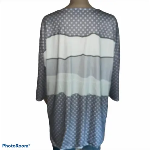 Miss Look Wavy stripes and polka dots top