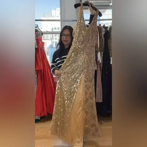 Mac Duggal 5473 Beaded Floral Sleeveless Gown Size 6 New with Tag MSRP $598