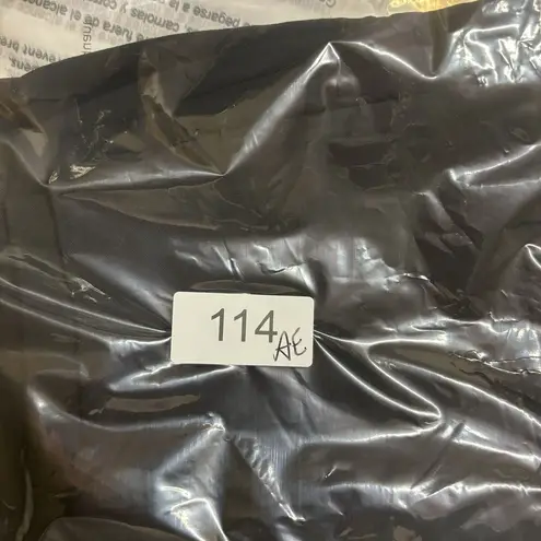 Babaton Aritzia ankle zip black pants size 0 EUC side zip Cohen