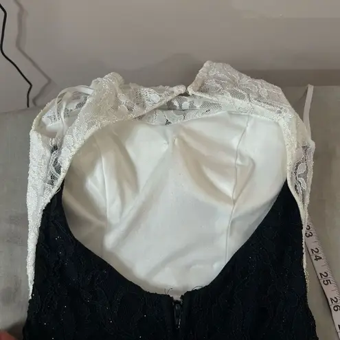 City Studio White Black Sparkle Lace Embellished Waist Formal Gown Size 0