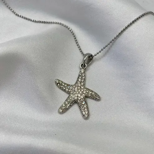 Dainty Silver Toned Rhinestone Starfish Pendant Necklace Mermaid Coquette Glam