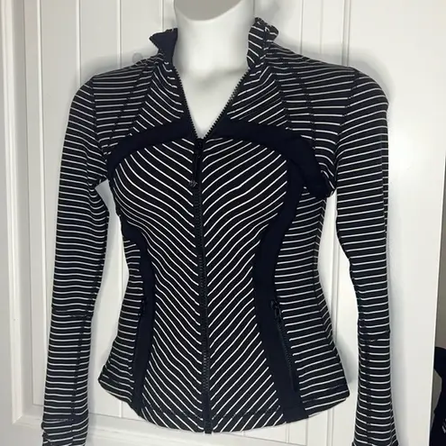 Lululemon Define Jacket Luon-Black and White Striped