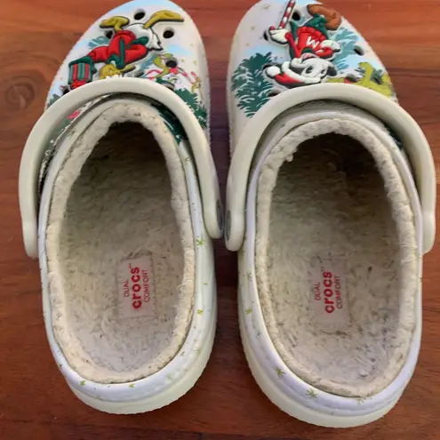 Disney 2022  Parks Christmas Mickey & Donald Adult Fur Lined Crocs Clogs M5/W7