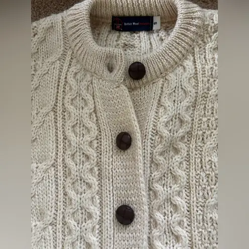 VTG British Wool Chunky Oversize Wool Cable Knit Cardigan Sweater Sz S Ivory White