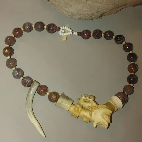 Antique Agate Bead Necklace Carved Antler Pendant Deer Elk Artisan Craft Rustic Size 18