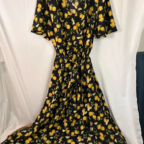 BloomChic Citrus Lemons Print Belted Surplice Neck Split Dress Size 18