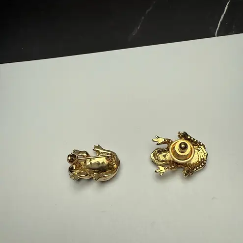 Multi Color Rhinestone Frog Tack Lapel Pin & Brooch Lot Of 2 Gold Tone