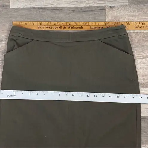 New York & Company Stretch Twill Khaki Pencil Skirt Olive 6 Green