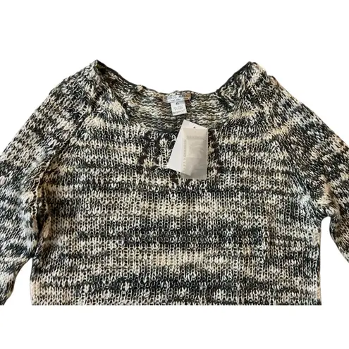 Alberto Makali Women’s Sweater Size XL Cream Green Metallic Knit Beaded Detail