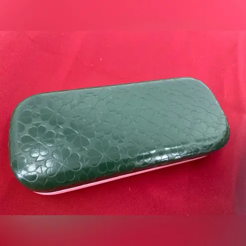 Kate Spade  glasses case, pink, green with new cleaning‎ cloth