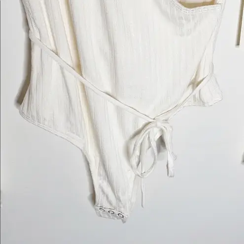 Capulet  Prima white ribbed long sleeve bodysuit size S