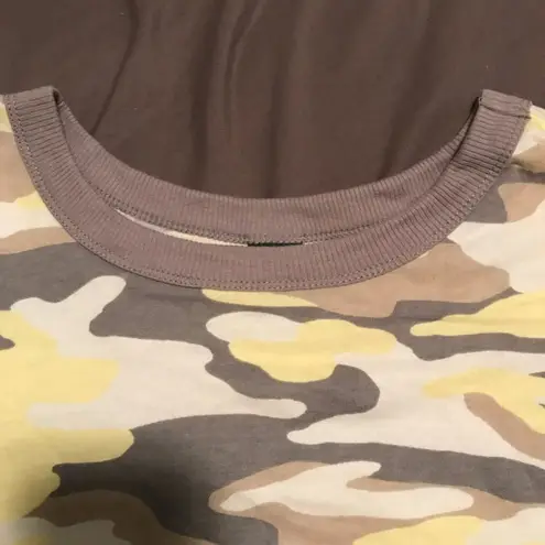 Wild Fable  Cropped Yellow Camo T-Shirt