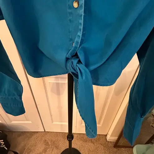 Chaparral Ridge Vintage extended V sleeve knot tie faded turquoise Jean shirt Size M