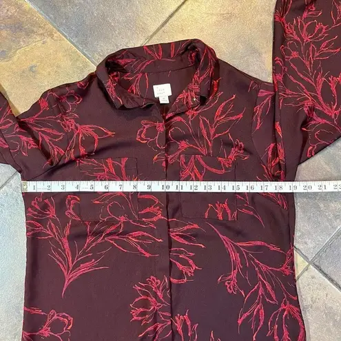 A New Day  Red Button Up Floral Shirt Size Small - Image 8