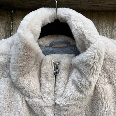 Dylan NWOT "Fur Love" zip front fuzzy vest