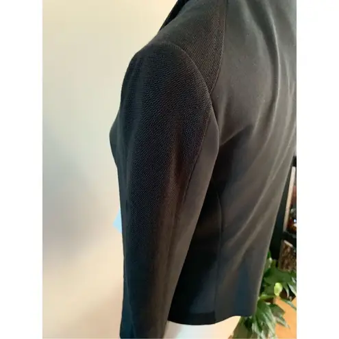 Ann Taylor  black blazer new size 2p