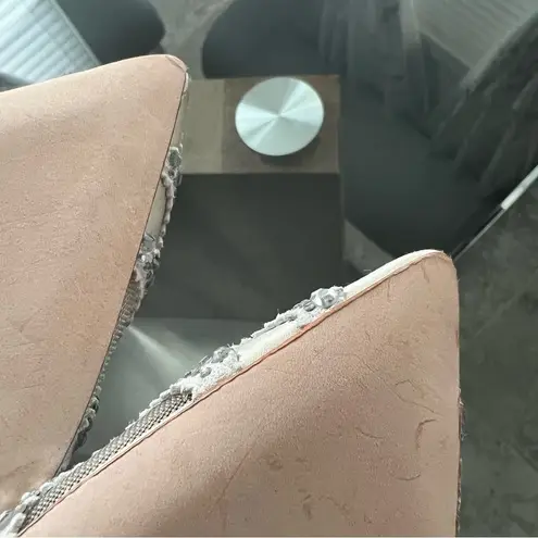 Badgley Mischka Crystal Pointed Toe Flats, Size 8W NEW w/o Box Retail $235