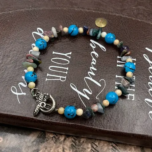 Handmade Gemstone Beaded Bracelet w/ Flower Clasp Boho Y2K Blue