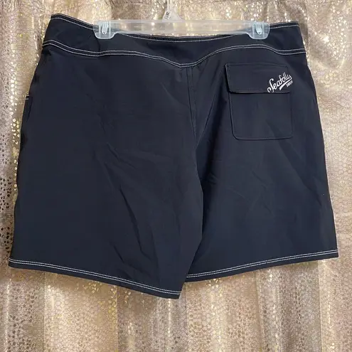 Seafolly black barracuda mid length board shorts, NWT size L