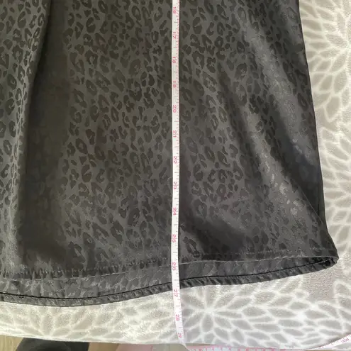 Leopard Print Sleeveless Satin Blouse Small Black Corporate Chic Officecore Top