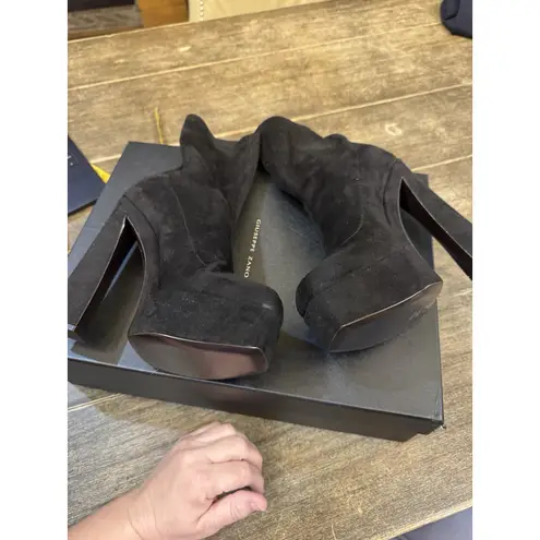 Giuseppe Zanotti Stretch Bootie platform boots MSRP $1095 Size 36 US 6 Velvet - Image 9