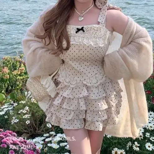 Japanese Kawaii Style Beige Polka Dot Layered Tiered Mini Skirt Black