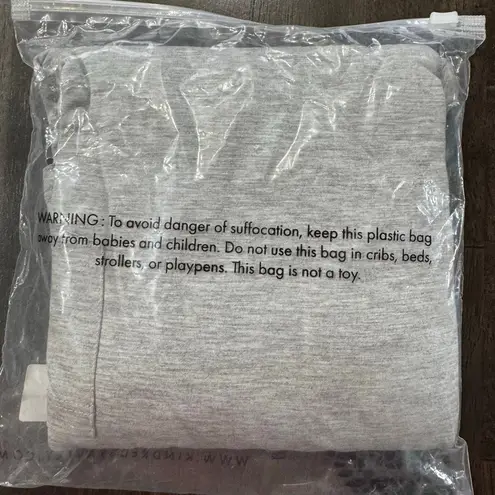 New Kindred Bravely Everyday Maternity & Nursing T