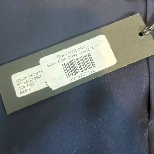 Brand New KOBI HALPRIN 100% Silk Blouse in Navy Blue Size Large Retail $298 NWT