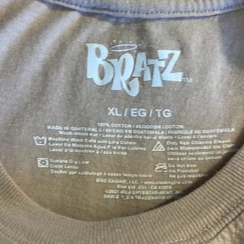 Hot Topic Bratz Y2K T-Shirt Tee Size XL Juniors Sasha Crop Top Boxy Oversized