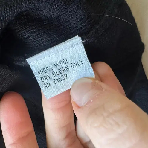 Teri Jôn Floral Appliqué Wool Sweater Black